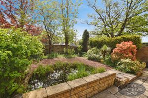 Photo 14- click for photo gallery